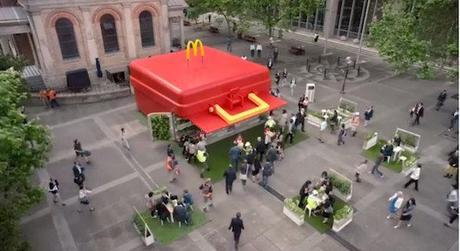 McDonald-pop-up-store-almuerzo-caja-gigante-2