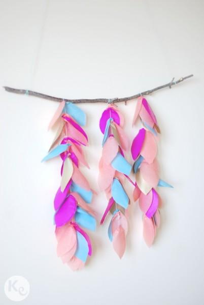 DIY. Crepe paper leaves pendant #autumn #decor