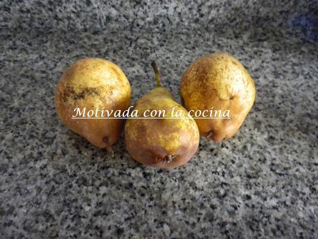 Salchichas en salsa de peras Salchichas en salsa de peras