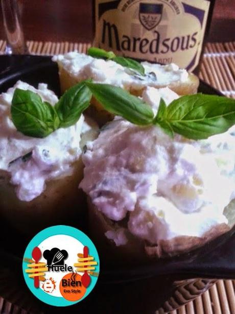 Patatas rellenas de queso