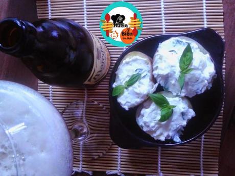 Patatas rellenas de queso