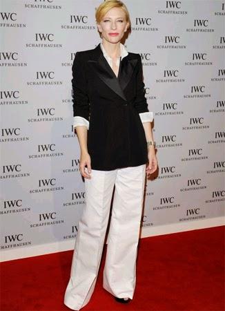 DE USOS Y COSTUMBRES