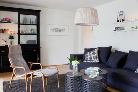 Acogedor estilo nórdico con velas, textiles y chimenea velas como iluminación de ambiente iluminar salón invierno estilo nórdico acogedor estilo nórdico estilo acogedor decoración decorar salón decoración velas textiles chimenea blog estilo escandinavo blog decoracion interiores