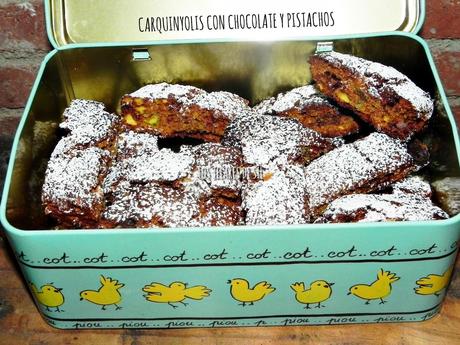 CARQUINYOLIS DE CHOCOLATE CON PISTACHOS