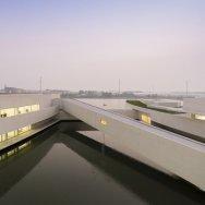 The Building on the Water 24 The Building on the Water 24