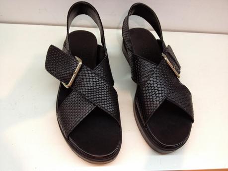 Gimme shoes