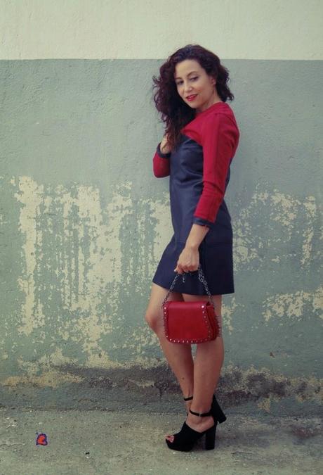 Piel y Neopreno - Leather and neoprene - Cuir et néoprène