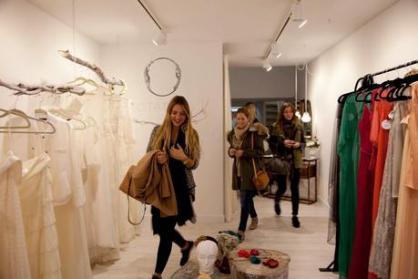 En busca del vestido de novia : Cata&Friends En busca del vestido de novia : Cata&Friends