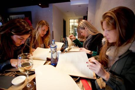 En busca del vestido de novia : Cata&Friends En busca del vestido de novia : Cata&Friends