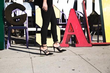 Sandro-Blazer-Black_Outfit-Street_Style-Collage_Vintage-Los_Angeles-3