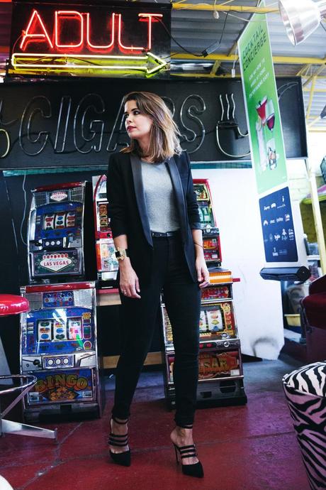 Sandro-Blazer-Black_Outfit-Street_Style-Collage_Vintage-Los_Angeles-