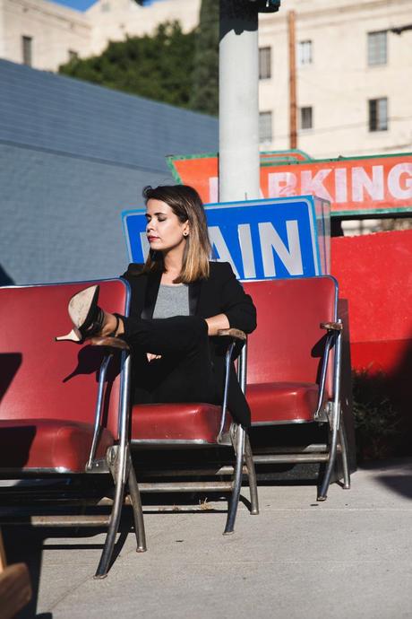 Sandro-Blazer-Black_Outfit-Street_Style-Collage_Vintage-Los_Angeles-14