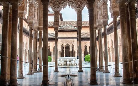 LA ALHAMBRA DE GRANADA