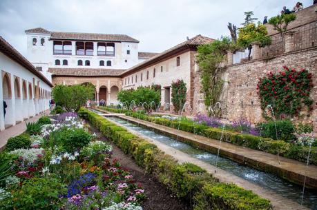 LA ALHAMBRA DE GRANADA