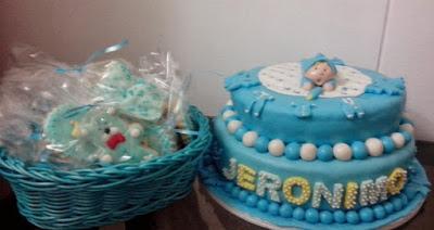 Trabajos de Dulces Encantados. Galletas Decoradas, tortas con diseño, cupcakes de lujo  y otras cositas más. Todo por encargo
