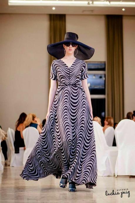 Desfile a la hora hora del té