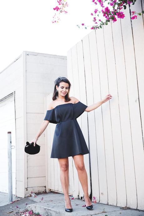 Sandro_Off_Shoulders_Dress-Night-Capsule_Collection-Outfit-Street_Style-LBD-Little_Black_Dress-10