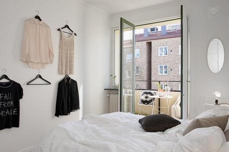 Casquillos dorados y como llevar la elegancia a la cocina.