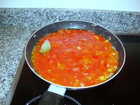 MACARRONES CON CHORIZO