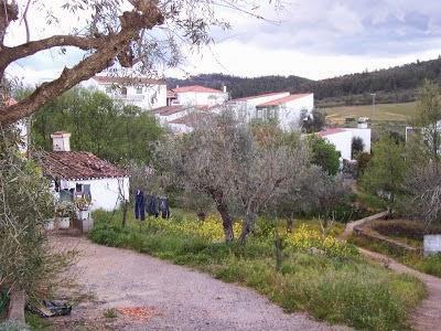 Fuente: http://historiasdaraia.blogspot.com.es/2008/12/curiosidades-da-raia-marcoel-marco.html El Marco visto desde O Marco