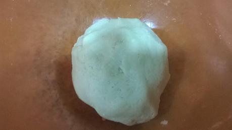 Preparando mis panellets de almendras y piñones