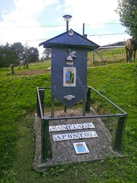 De Playa de Cueva a Puerto de Vega, otro precioso tramo por el Camino de la Costa.
