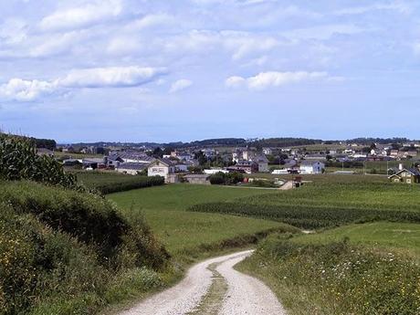 De Playa de Cueva a Puerto de Vega, otro precioso tramo por el Camino de la Costa.