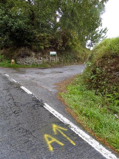 De Playa de Cueva a Puerto de Vega, otro precioso tramo por el Camino de la Costa.