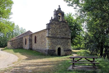 Antiguo Camino de Santiago: De Robles de la Valcueva a La Robla.