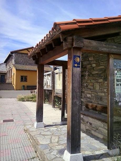 Antiguo Camino de Santiago: De Robles de la Valcueva a La Robla.