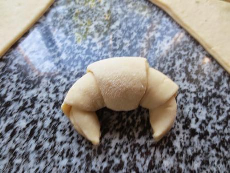 Cuernos rellenos de chocolate