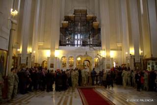 INTERIOR DE LA CATEDRAL DE SAMEBA EN TBILISI