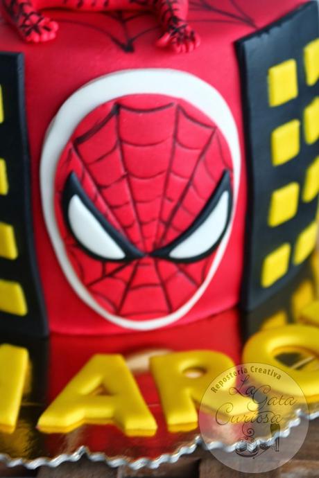 OTRA TARTA FONDANT DE SPIDERMAN, ESTA VEZ PARA AARON