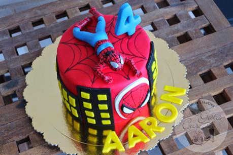 OTRA TARTA FONDANT DE SPIDERMAN, ESTA VEZ PARA AARON