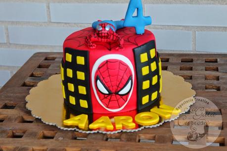 OTRA TARTA FONDANT DE SPIDERMAN, ESTA VEZ PARA AARON