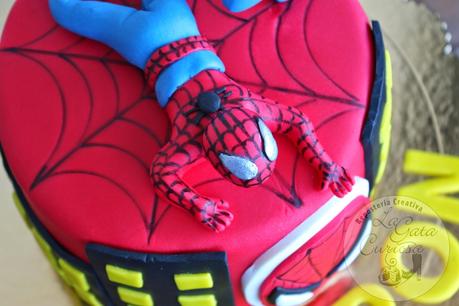OTRA TARTA FONDANT DE SPIDERMAN, ESTA VEZ PARA AARON