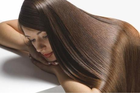 ¿POR QUÉ SE NOS CAE MÁS EL CABELLO EN OTOÑO?