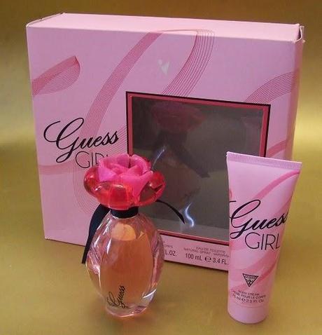 El Perfume del Mes – “Guess Girl” de GUESS