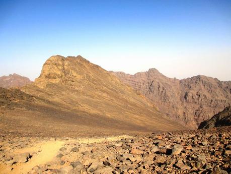 MONTE TUBKAL: SUBIMOS A LA CIMA