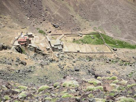 MONTE TUBKAL: SUBIMOS A LA CIMA