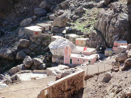 MONTE TUBKAL: HASTA EL REFUGIO TUBKAL