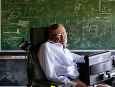 Stephen Hawking abre cuenta Facebook