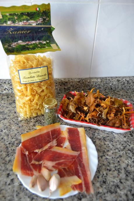 Trompetas con Camagrocs y Jamón