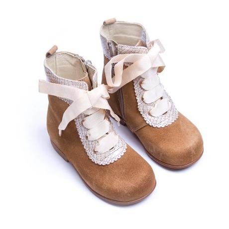 BOTAS CAMEL Y EL HAPPY POSTUREO