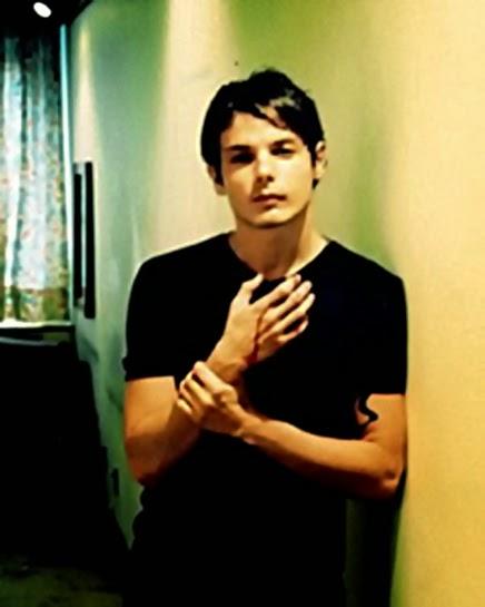 Feriado de mim mesmo, Santiago Nazarian