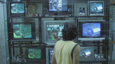 cine-year-7-cajas-01