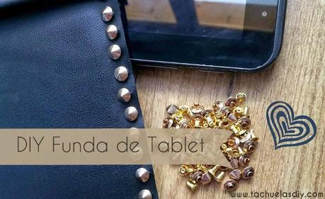 DIY Funda de tablet sin coser en menos de 30 minutos Video tutorial muy fácil para hacerte cualquier funda de tablet u otra cosa sin coser con aplicaciones de tachuelas en remache a presión,facil y muy llamativas.Con trozo de cuero y fieltro.