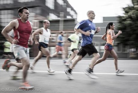 corredores profesionales en bay to breakers