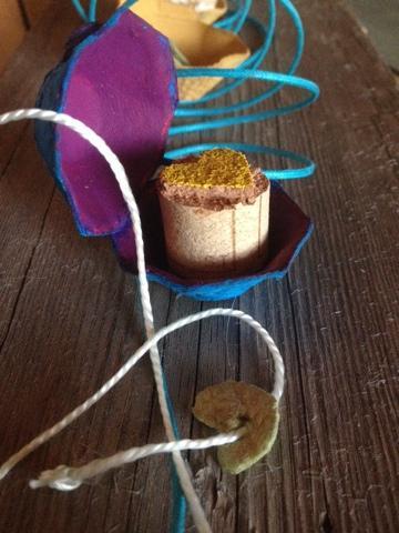 Yo reciclo:corchos y hueveras Yo reciclo:corchos y hueveras