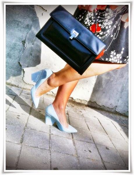 Nuestra bloguera de moda @Loqllevelarubia nos trae hoy… Vintage Dress